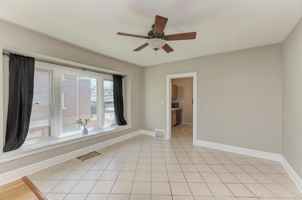 904 Caton Avenue, Joliet, IL 60435
