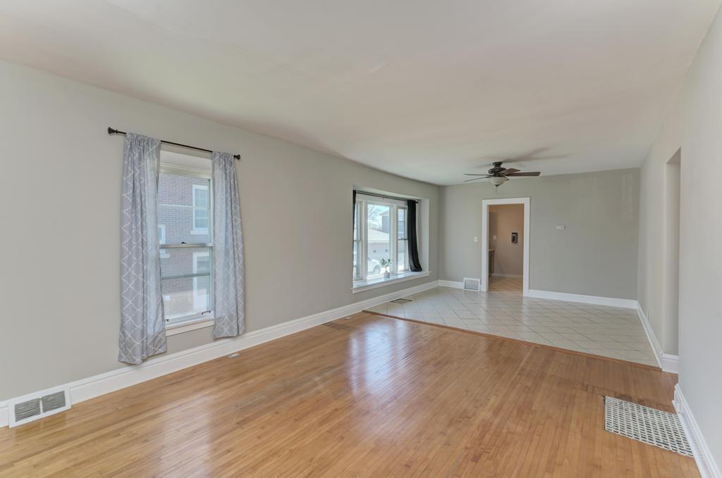 904 Caton Avenue, Joliet, IL 60435
