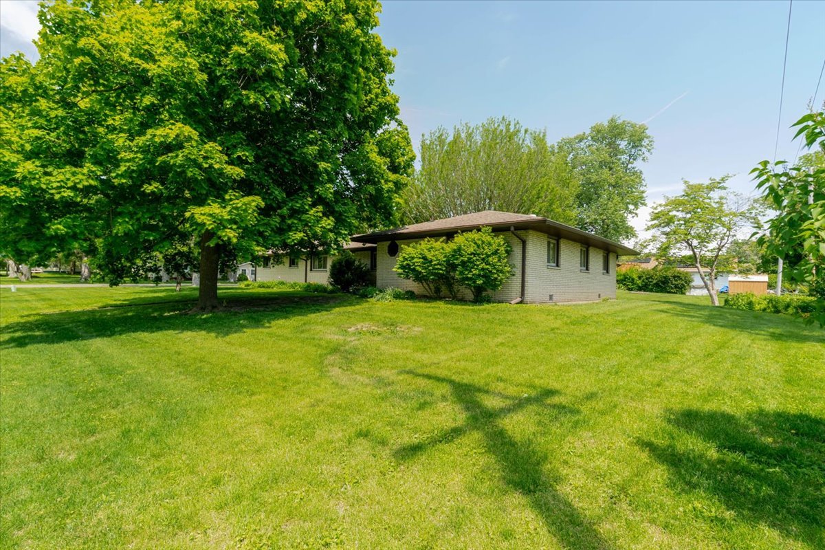 607 N Mill Street, Leroy, IL 61752