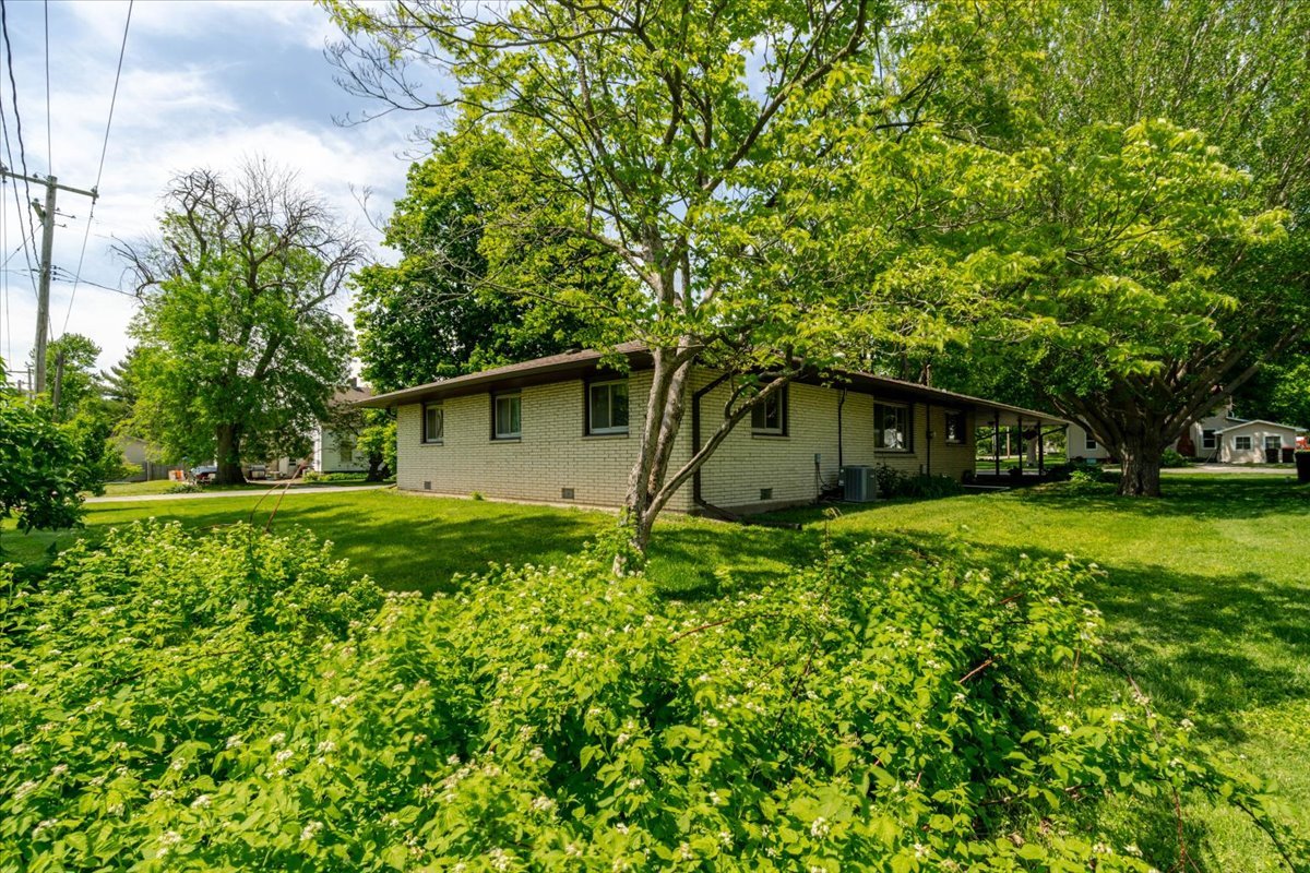 607 N Mill Street, Leroy, IL 61752