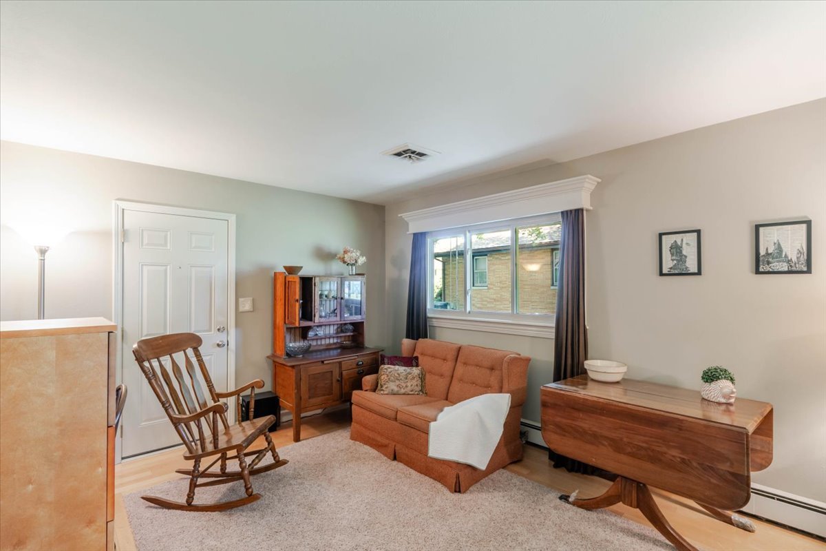 607 N Mill Street, Leroy, IL 61752