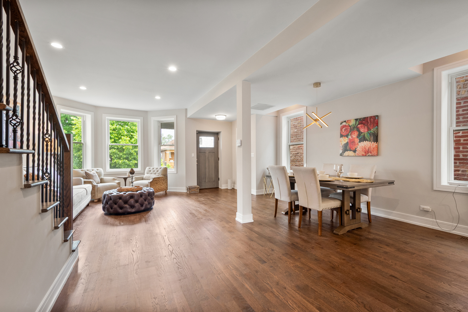 3540 W Evergreen Avenue, Chicago, IL 60651