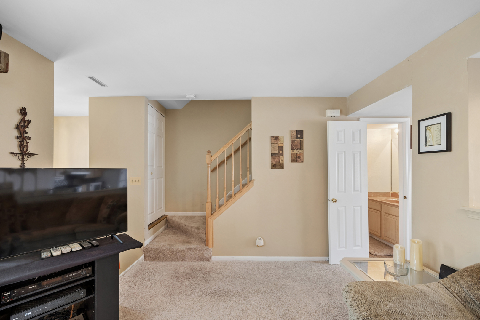 313 Candlelight Court, Bolingbrook, IL 60440