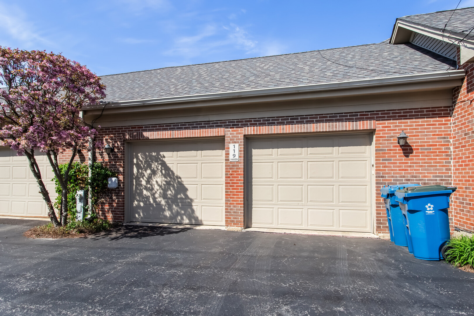119 N Haven Road, Elmhurst, IL 60126