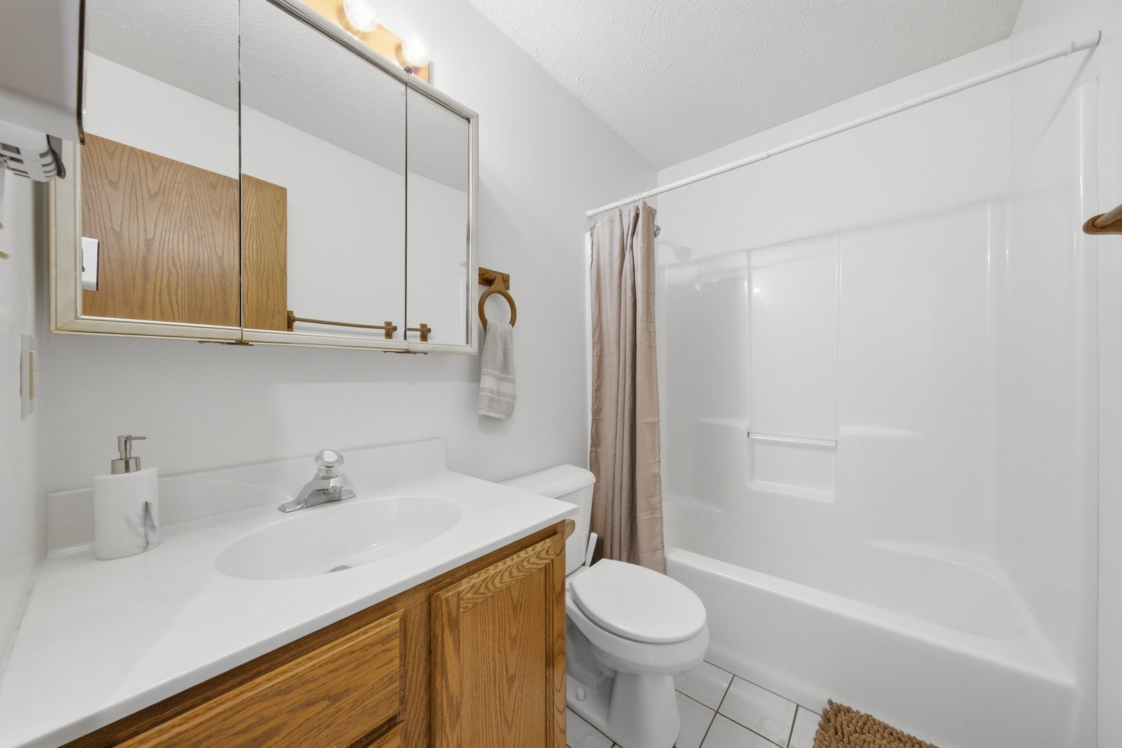 1016 N 7th Street, Rochelle, IL 61068