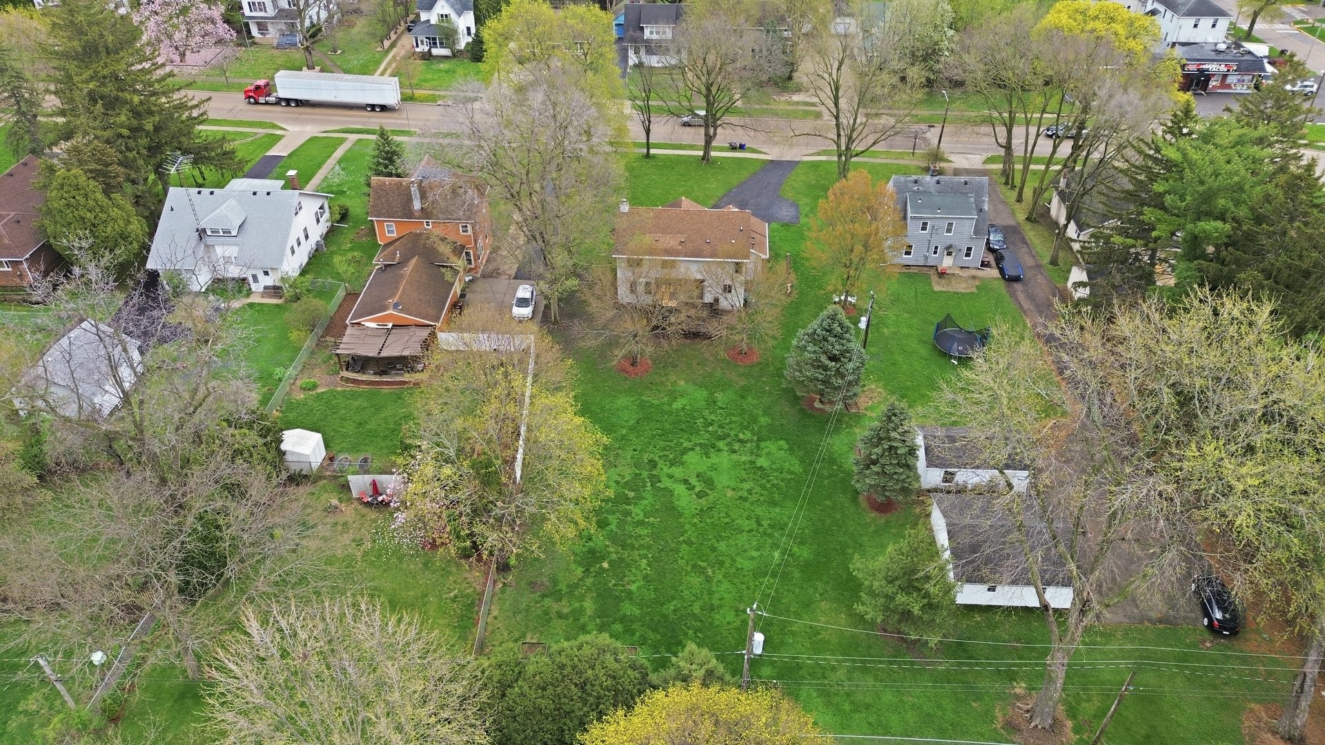 1016 N 7th Street, Rochelle, IL 61068
