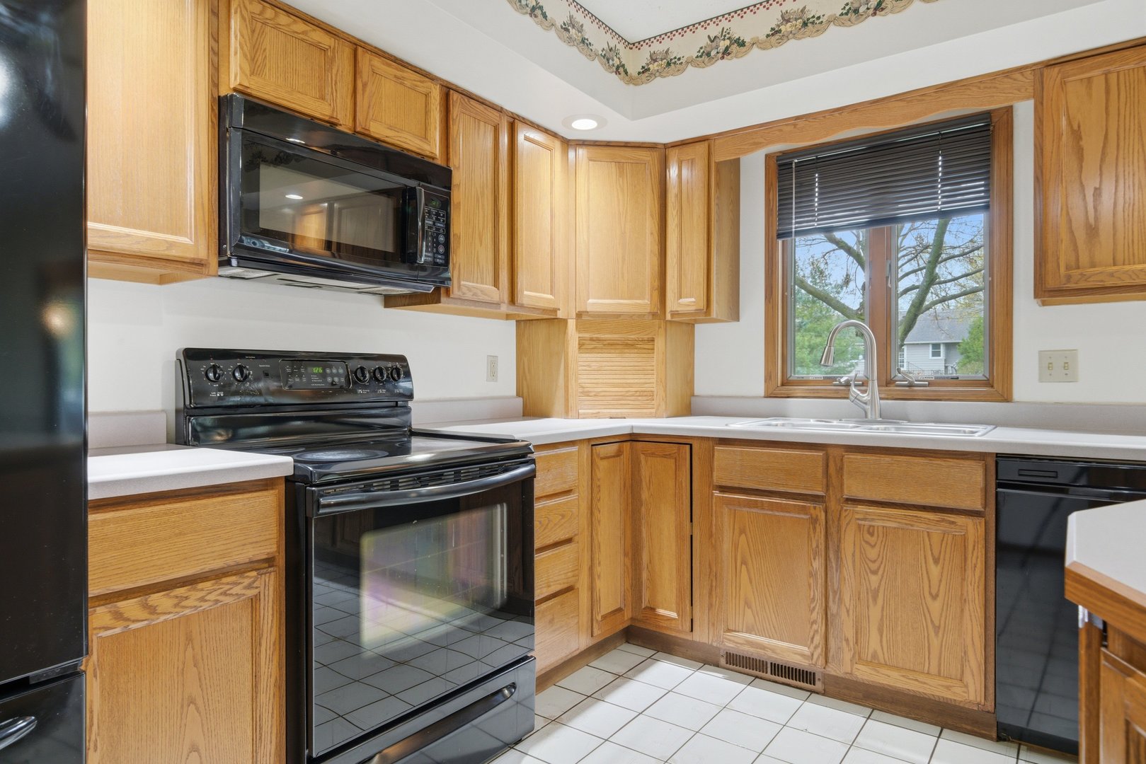 1016 N 7th Street, Rochelle, IL 61068