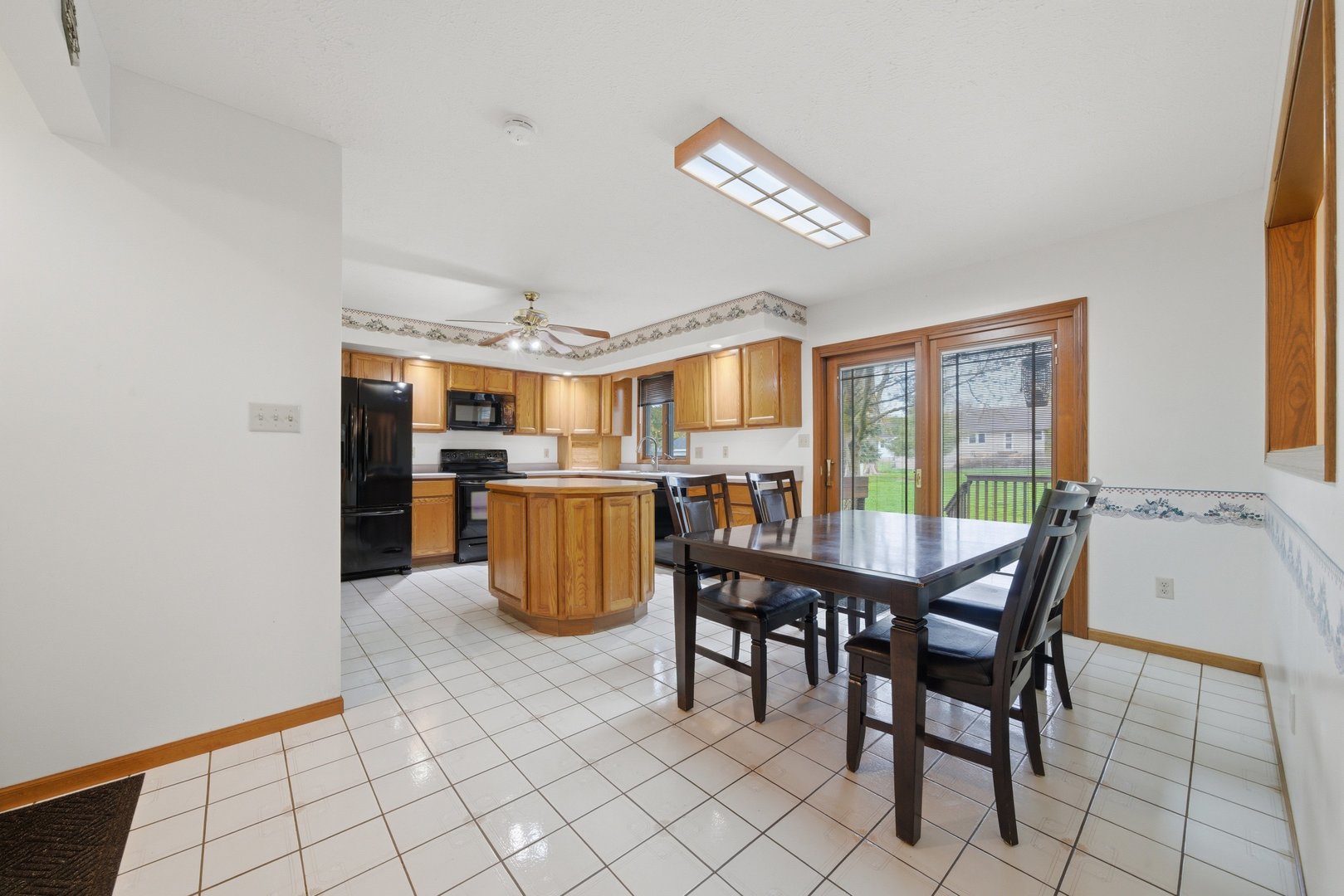 1016 N 7th Street, Rochelle, IL 61068