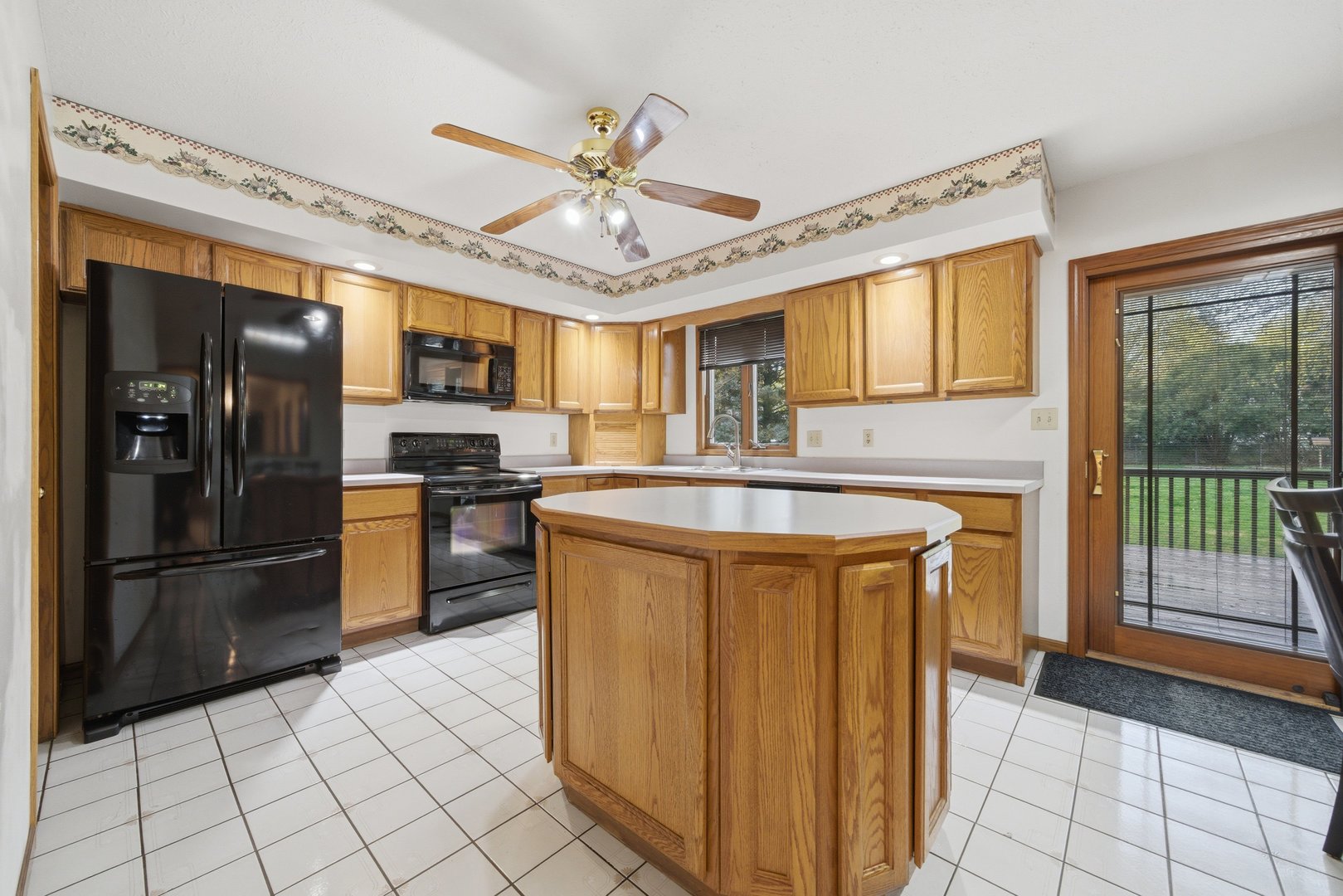 1016 N 7th Street, Rochelle, IL 61068