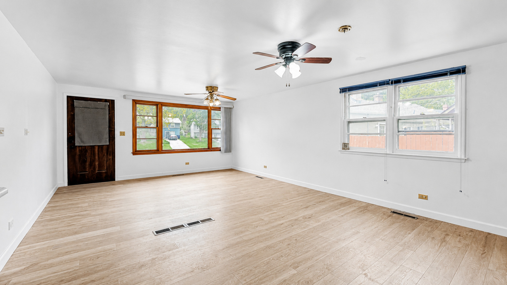 33022 N John Mogg Road, Grayslake, IL 60030