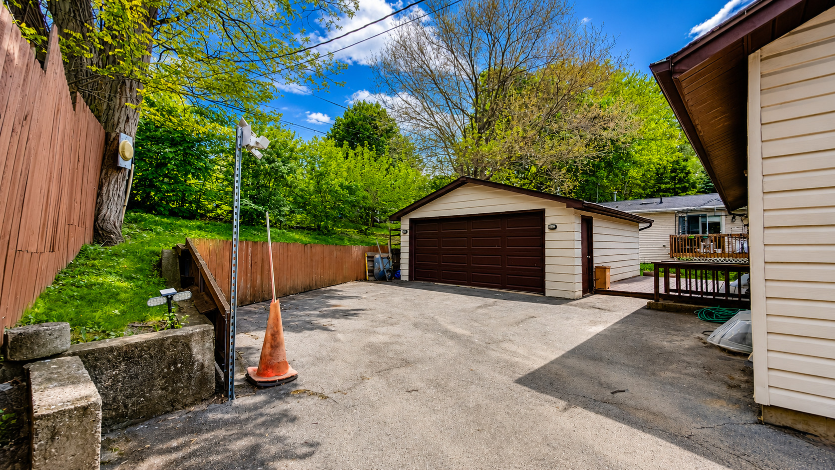 33022 N John Mogg Road, Grayslake, IL 60030