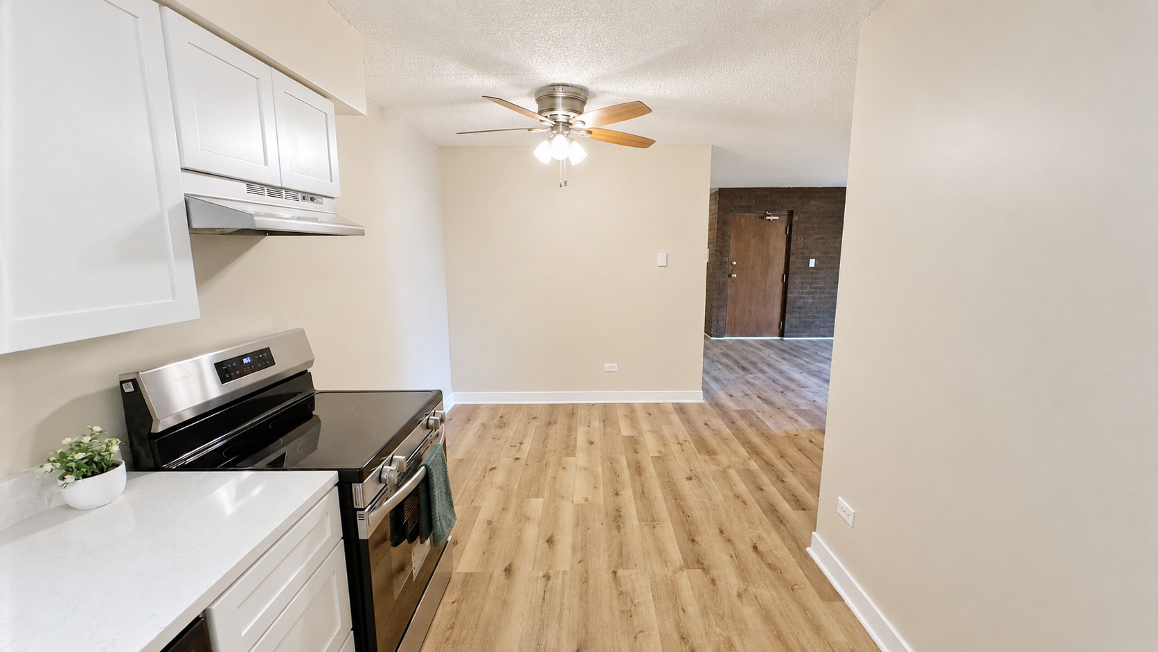 1620 Richmond Circle #105, Joliet, IL 60435