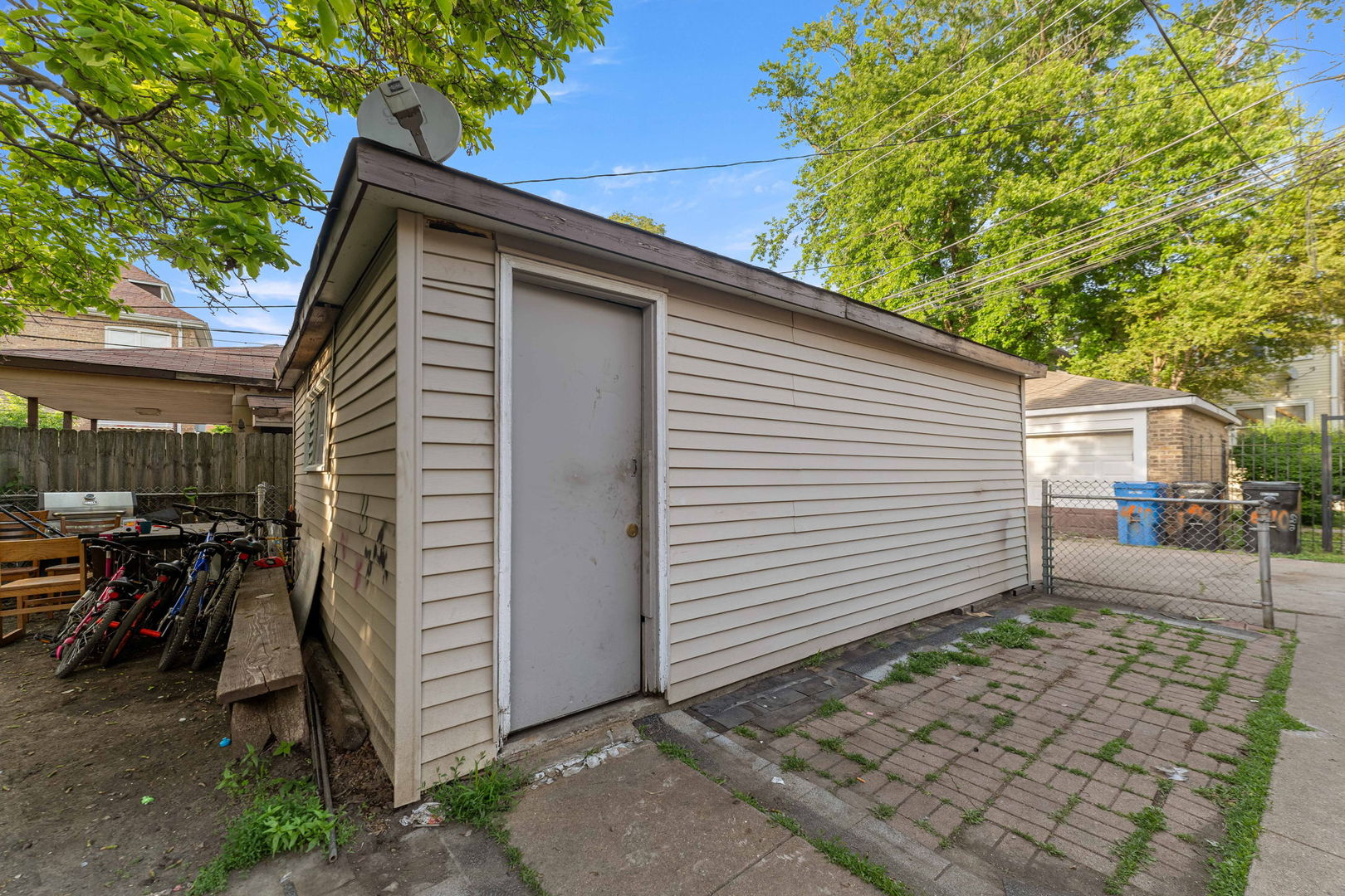 6811 S Washtenaw Avenue, Chicago, IL 60629