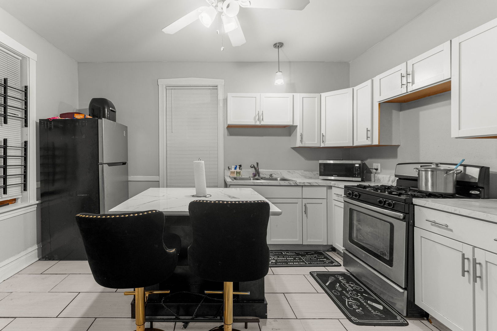 6811 S Washtenaw Avenue, Chicago, IL 60629