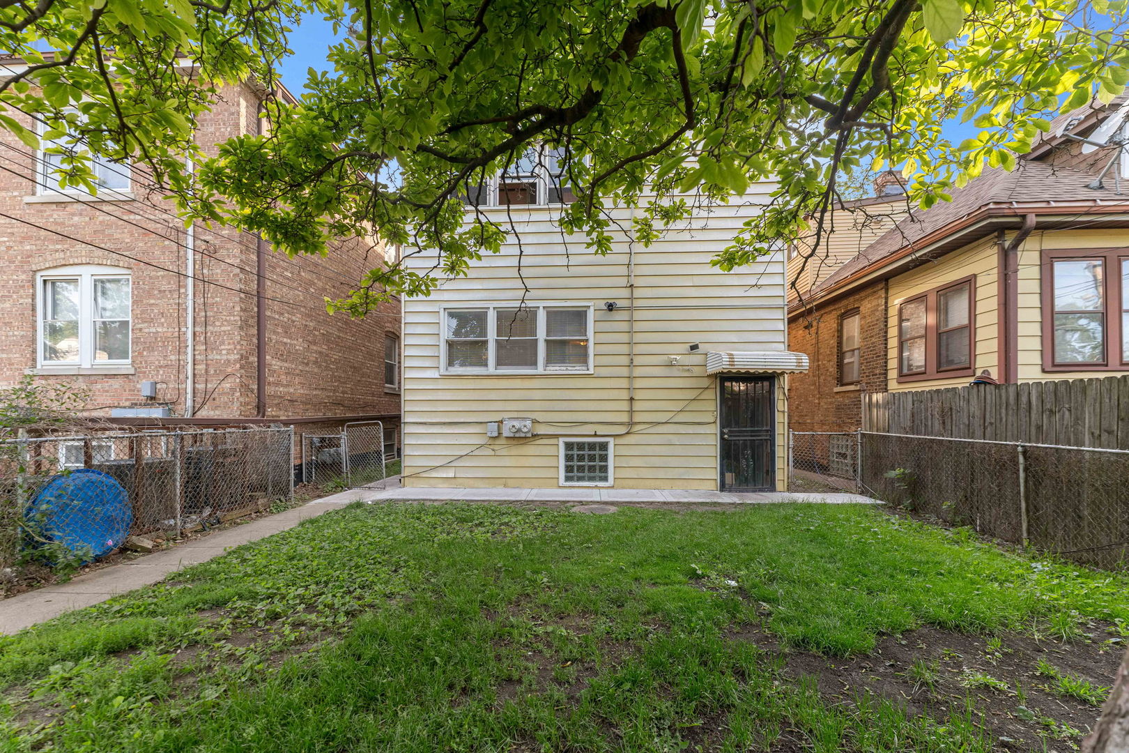 6811 S Washtenaw Avenue, Chicago, IL 60629