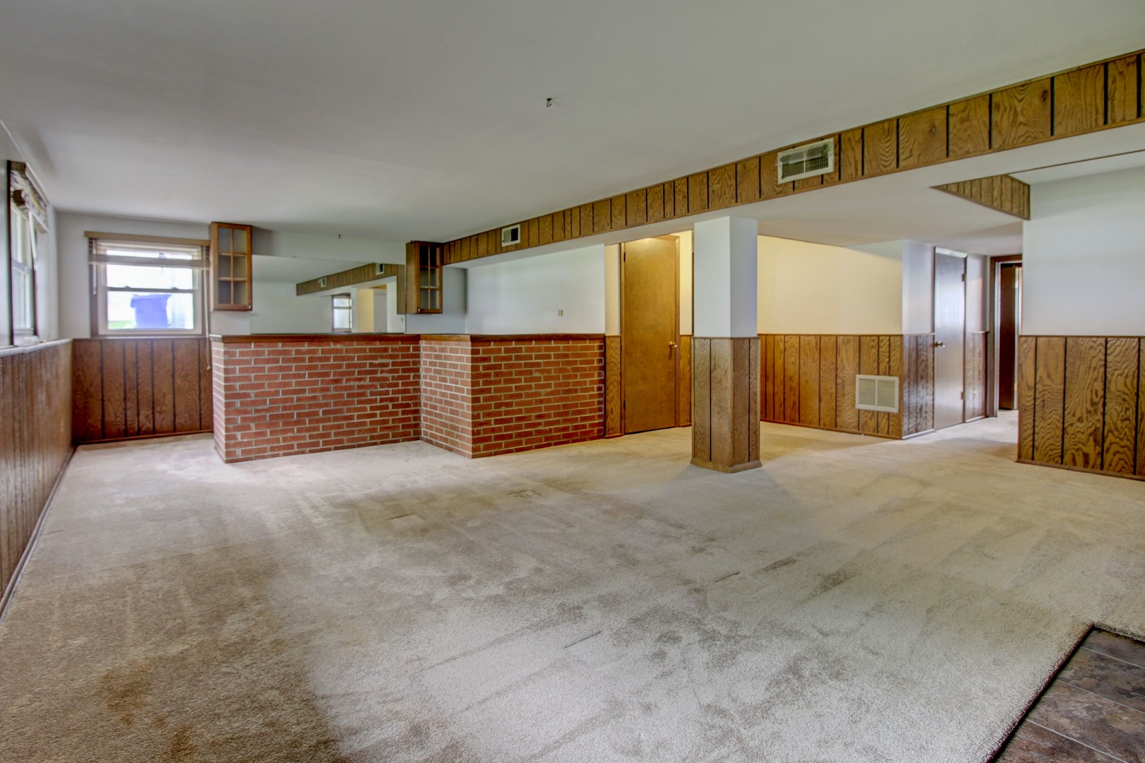 2266 Durham Drive, Wheaton, IL 60189