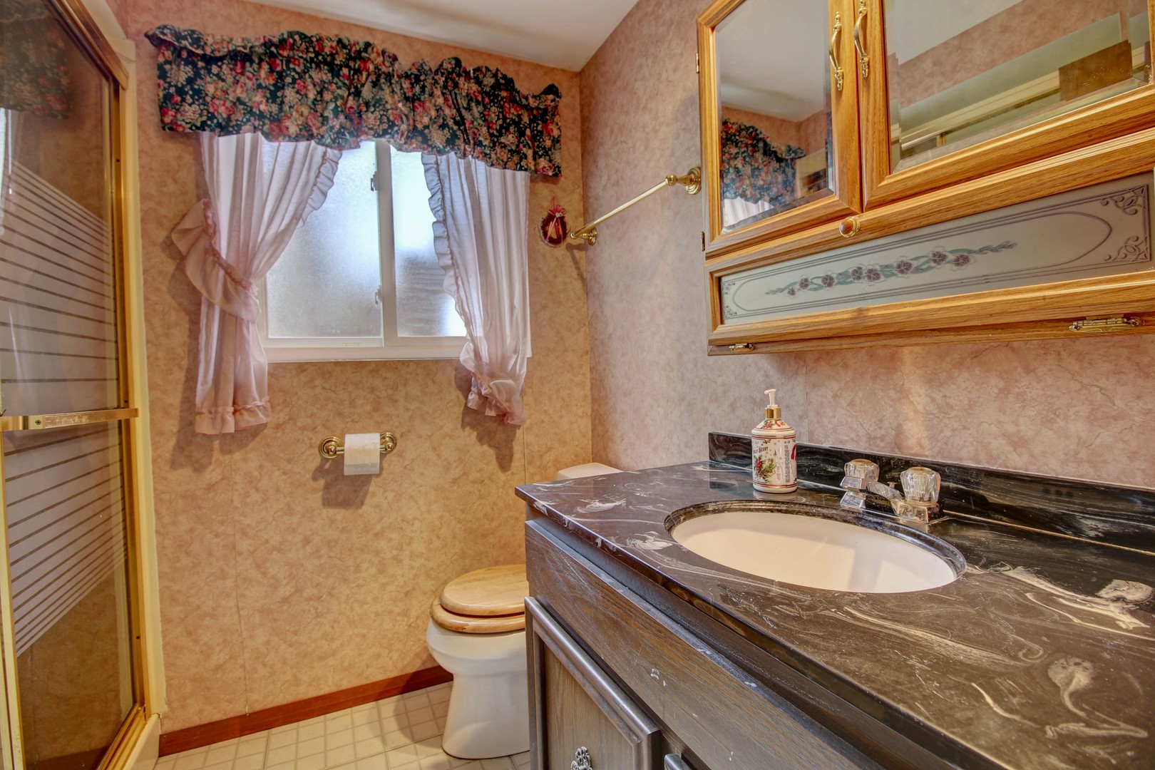 2266 Durham Drive, Wheaton, IL 60189