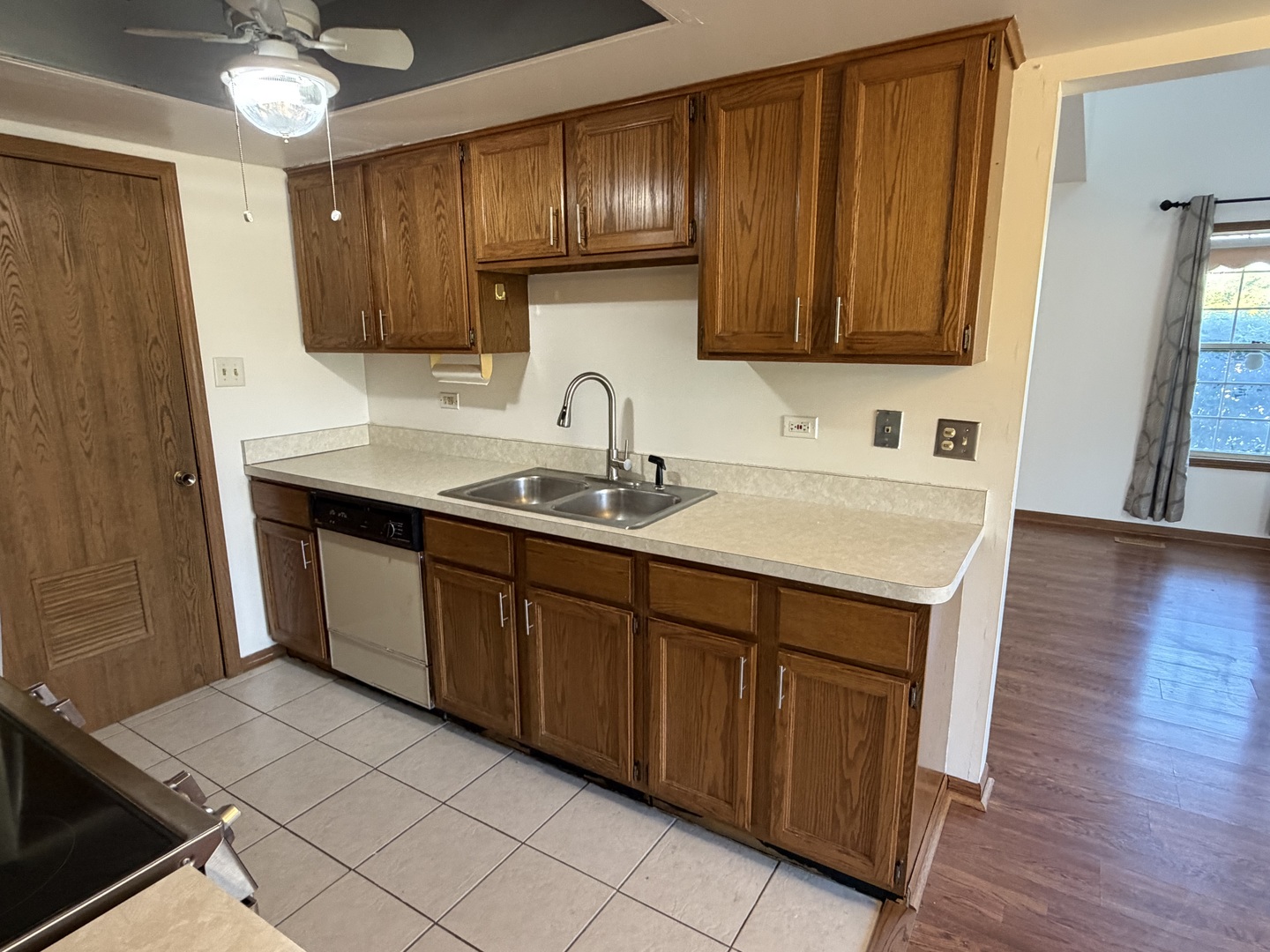 4007 193rd Street #2, Country Club Hills, IL 60478