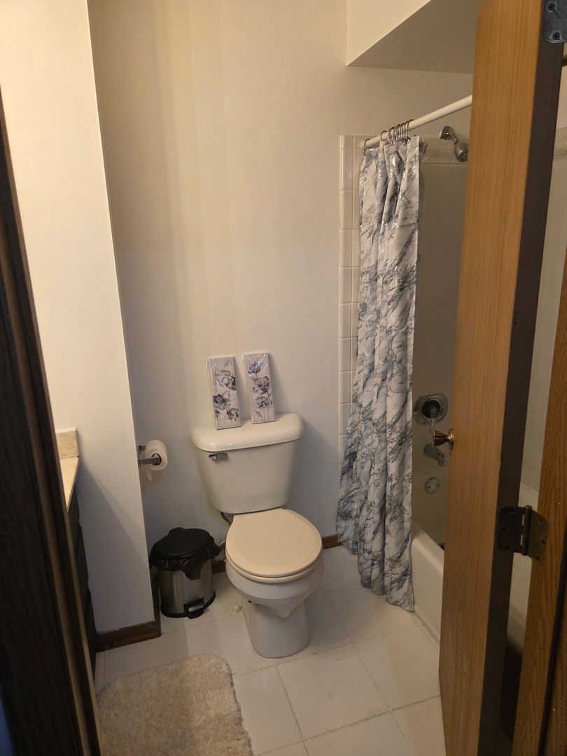 4007 193rd Street #2, Country Club Hills, IL 60478