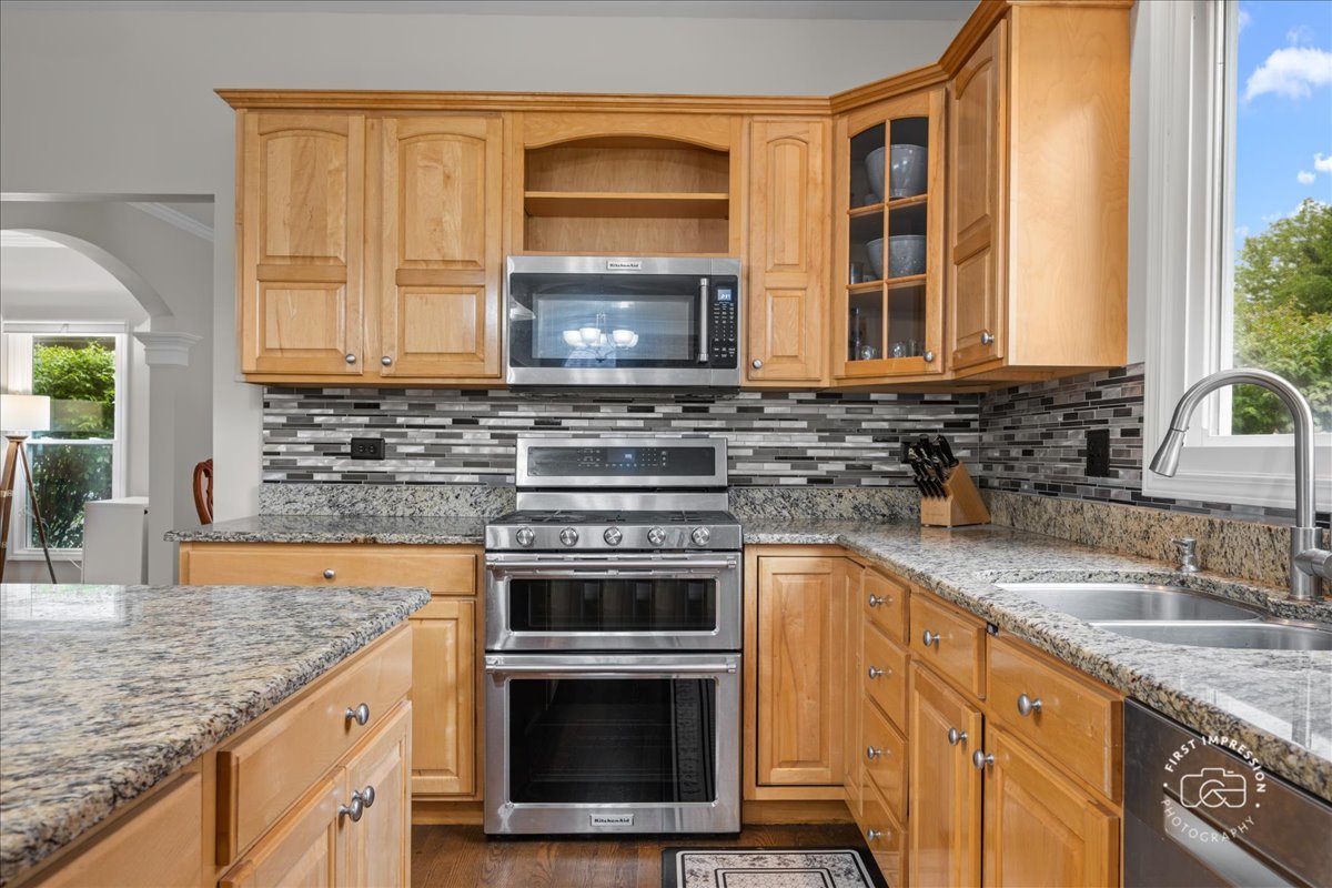 40W174 Jack London Street, St. Charles, IL 60175