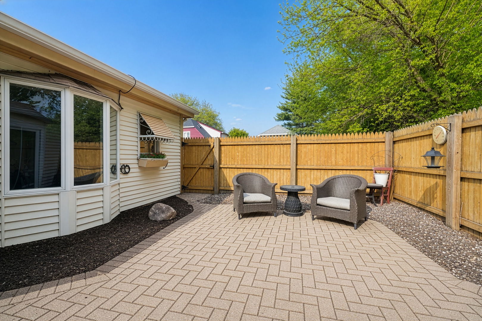135 Garden Drive #135, Montgomery, IL 60538