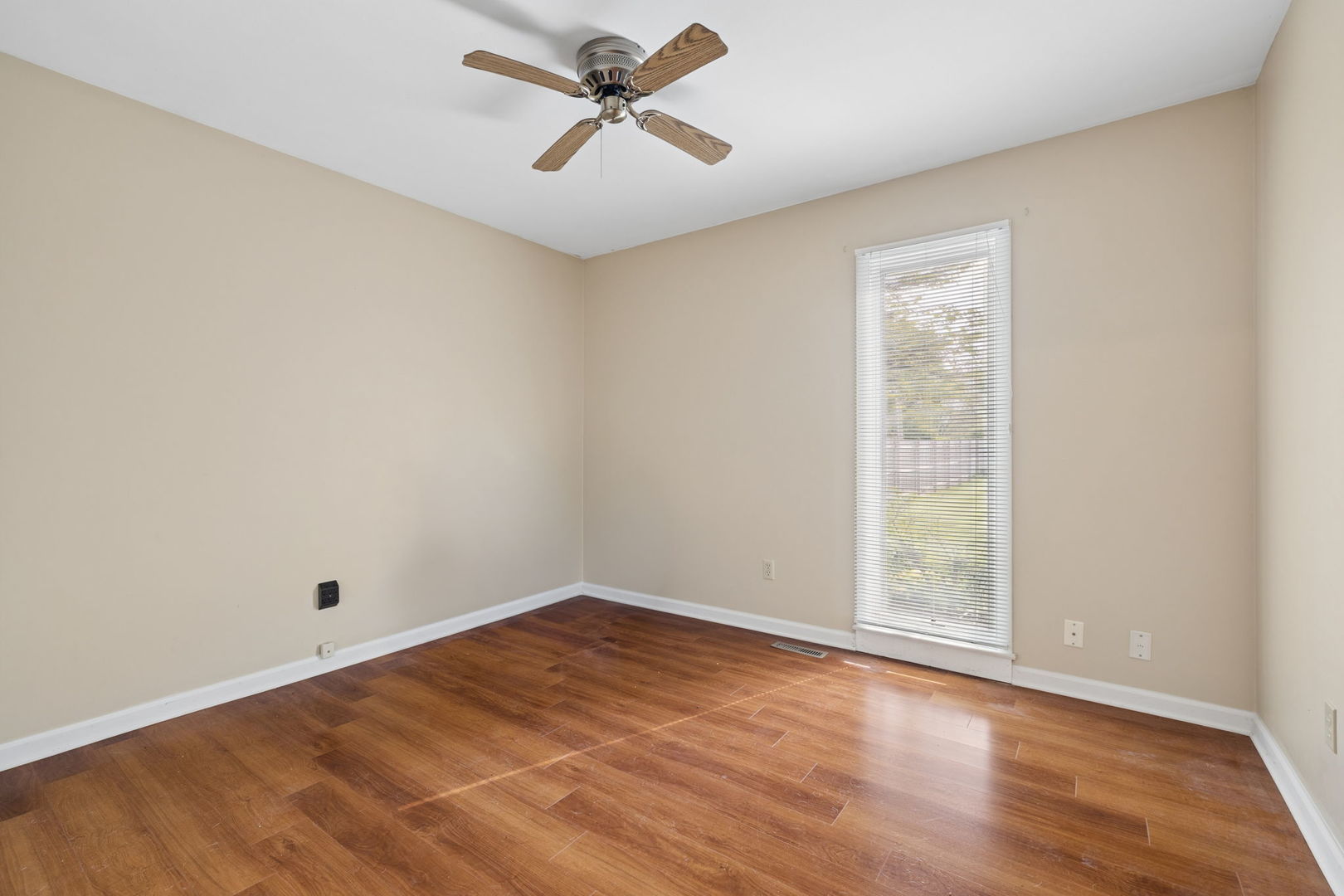 135 Garden Drive #135, Montgomery, IL 60538