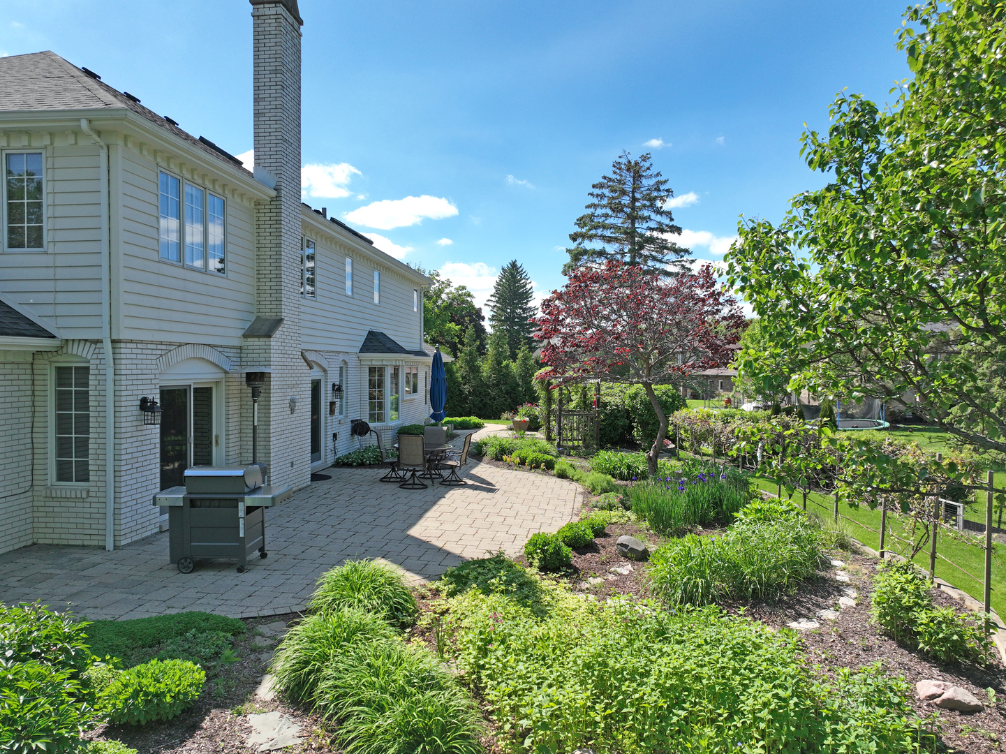 119 Saddle Brook Drive, Oak Brook, IL 60523