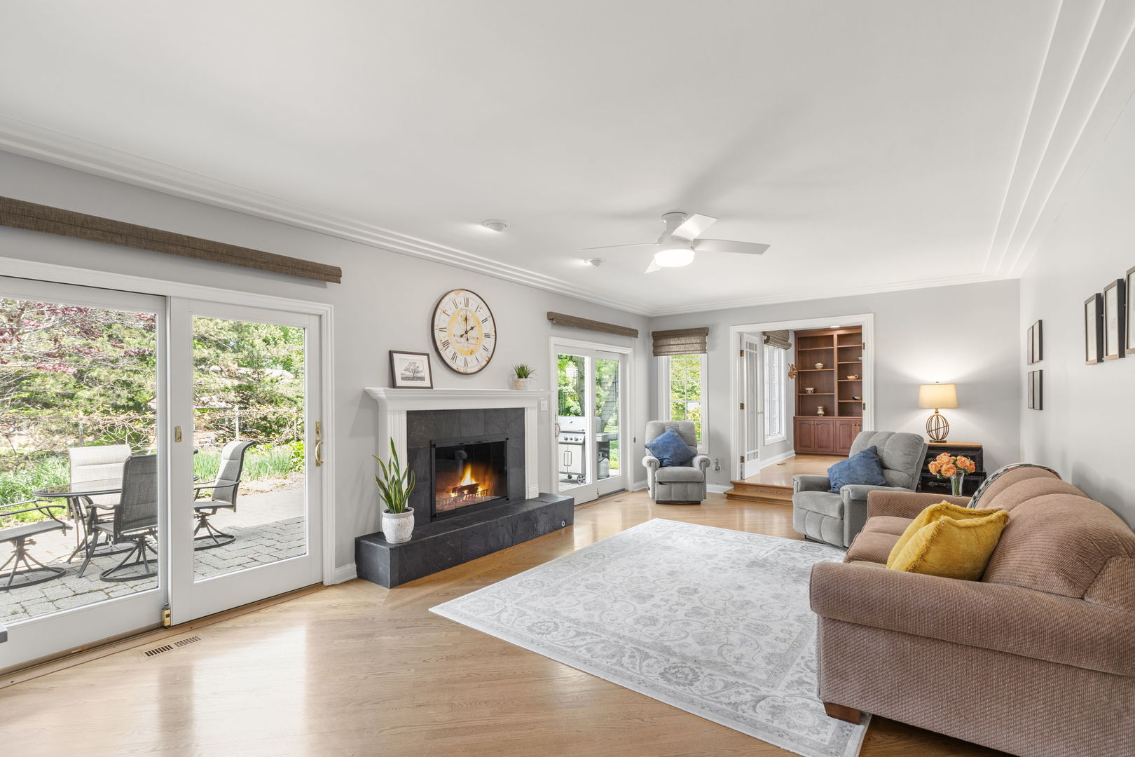 119 Saddle Brook Drive, Oak Brook, IL 60523