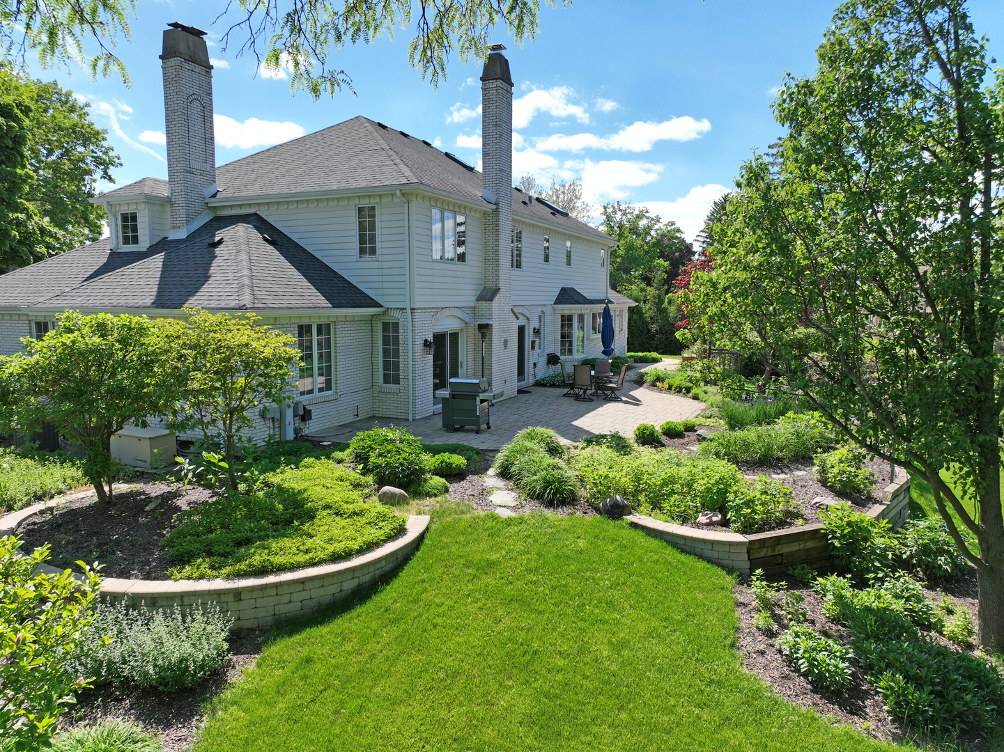 119 Saddle Brook Drive, Oak Brook, IL 60523