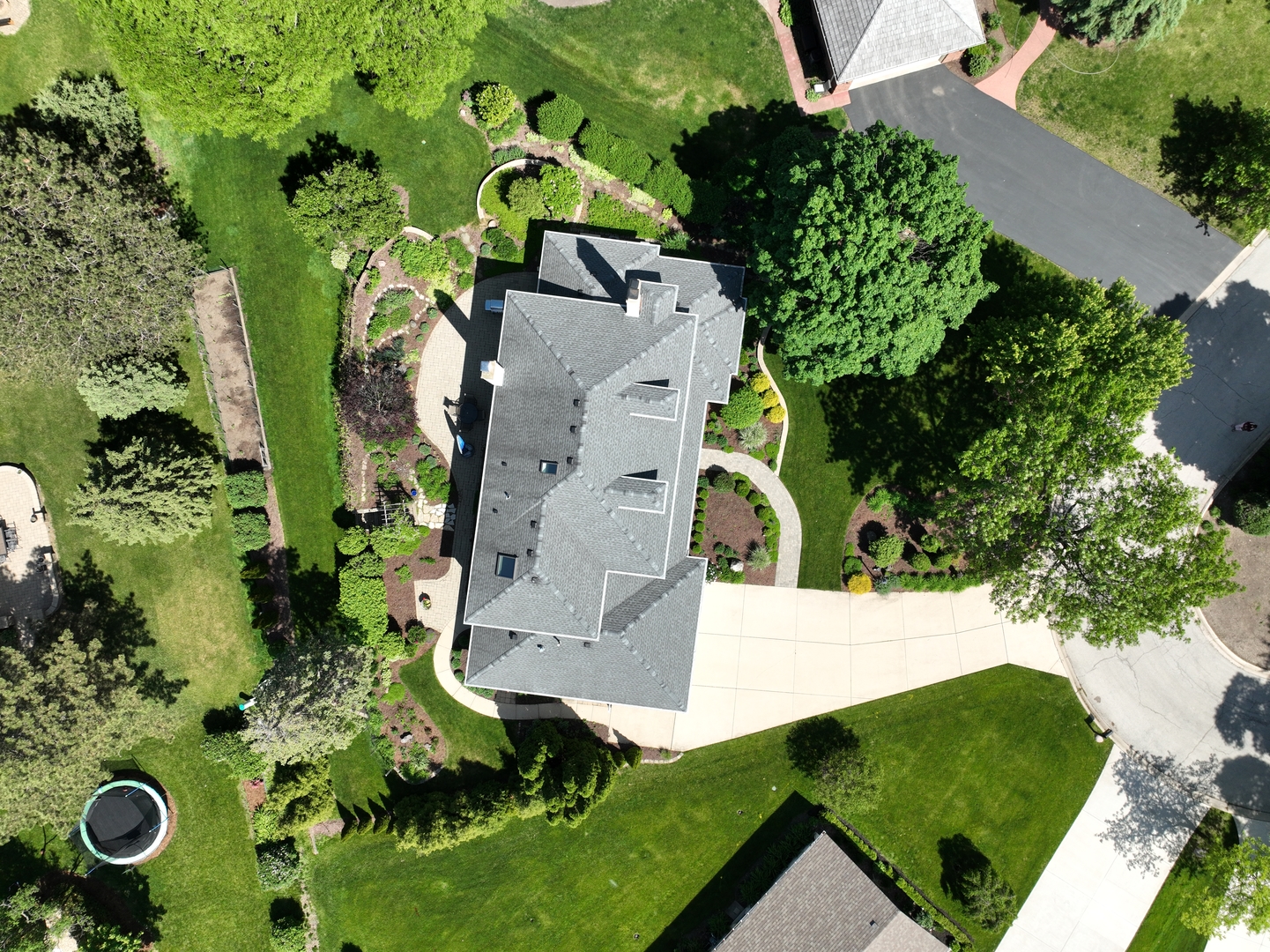 119 Saddle Brook Drive, Oak Brook, IL 60523