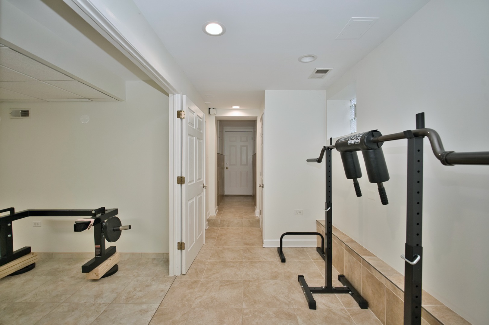 5936 N Melvina Avenue, Chicago, IL 60646