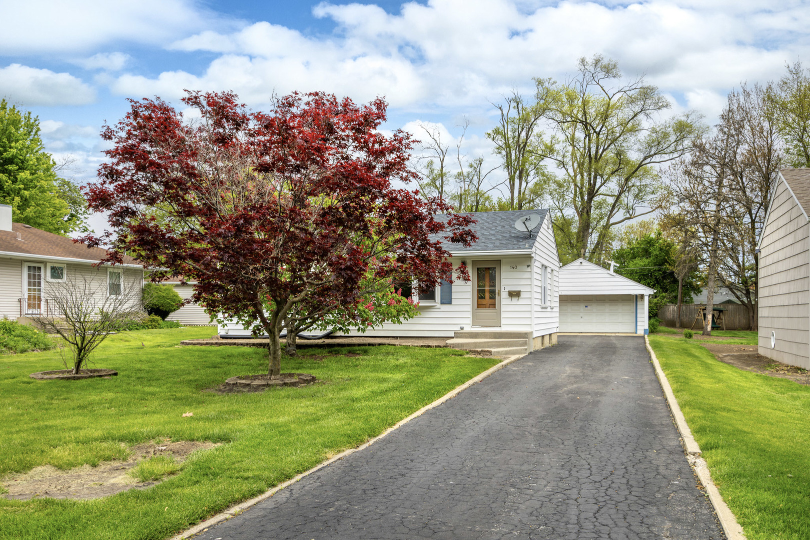140 W Le Moyne Avenue, Lombard, IL 60148