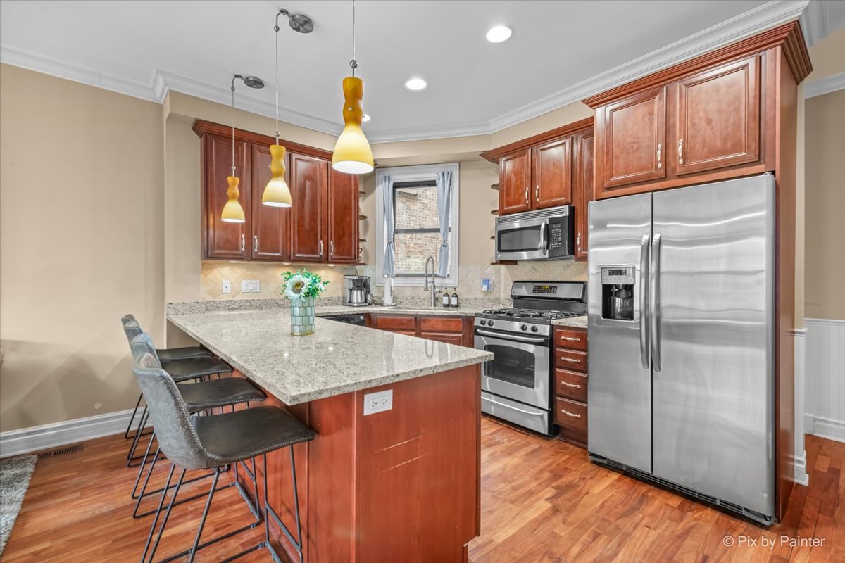 1308 W Granville Avenue #1, Chicago, IL 60660
