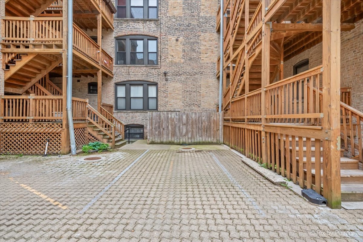 1308 W Granville Avenue #1, Chicago, IL 60660