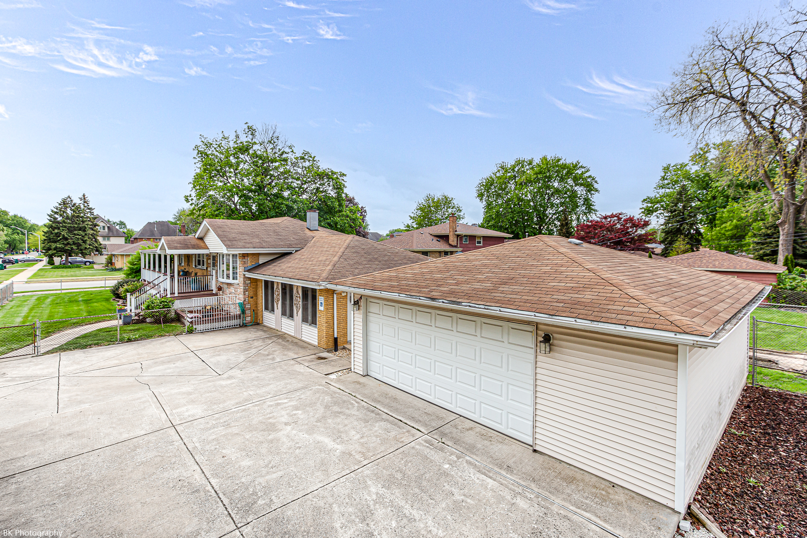 5400 W 83rd Place, Burbank, IL 60459
