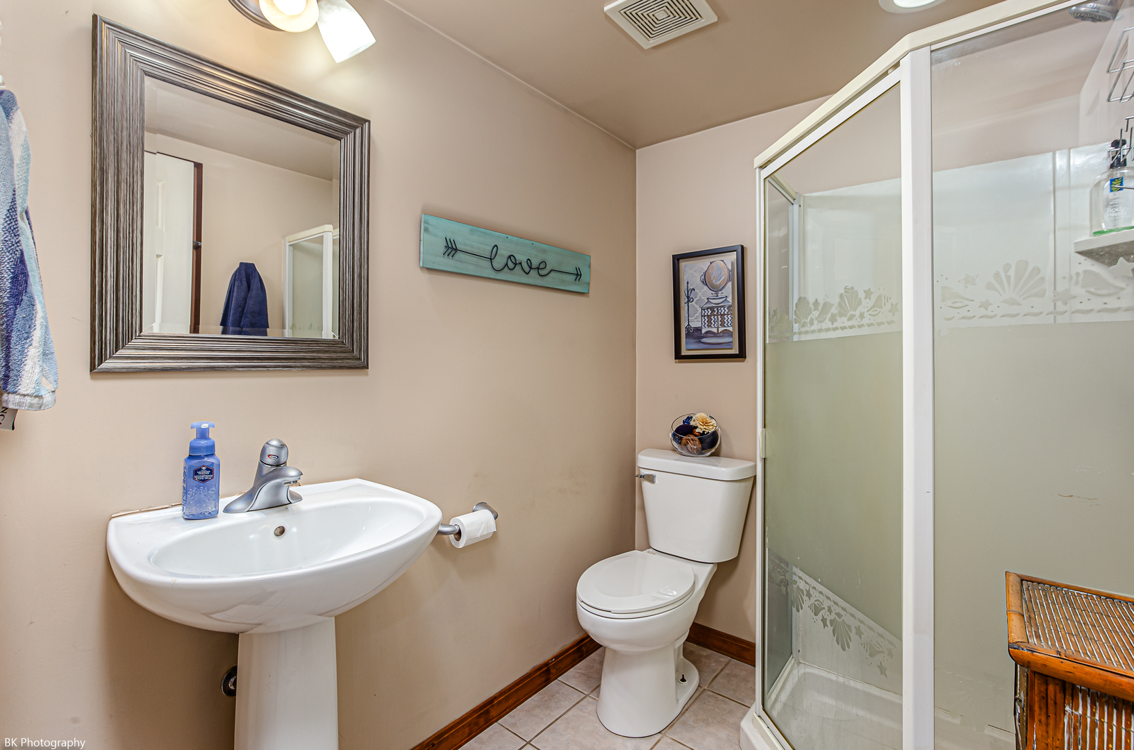 5400 W 83rd Place, Burbank, IL 60459