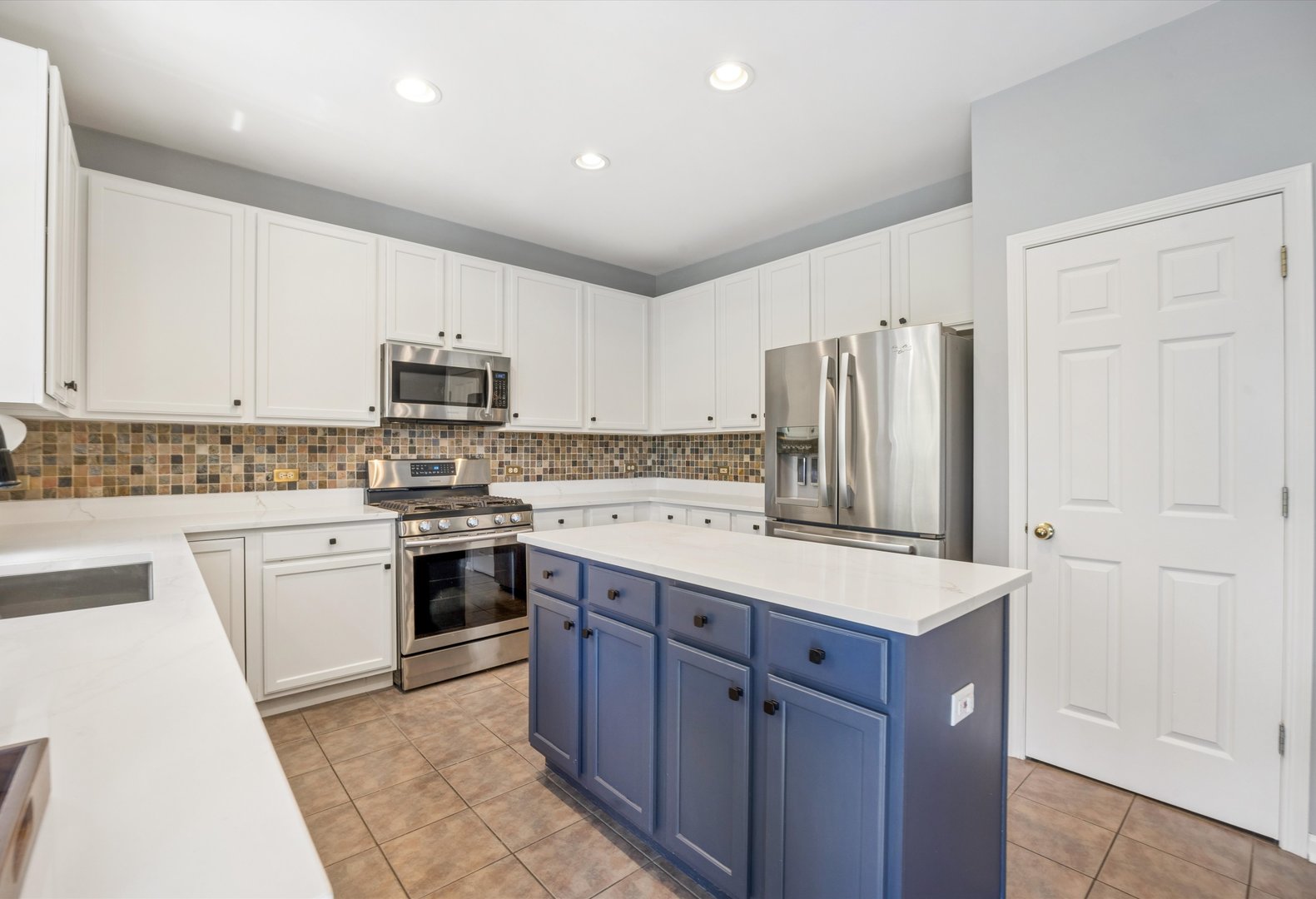 1562 Glenside Drive, Bolingbrook, IL 60490