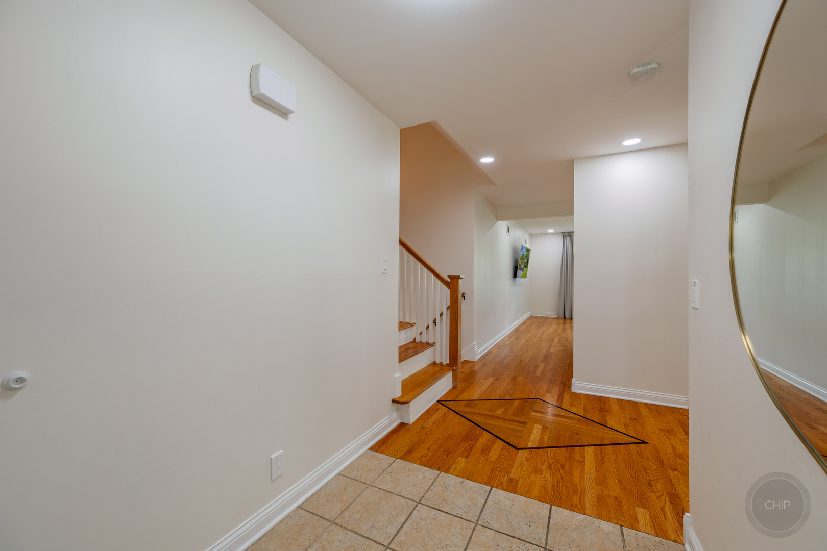 10S220 Alan Road, Naperville, IL 60564