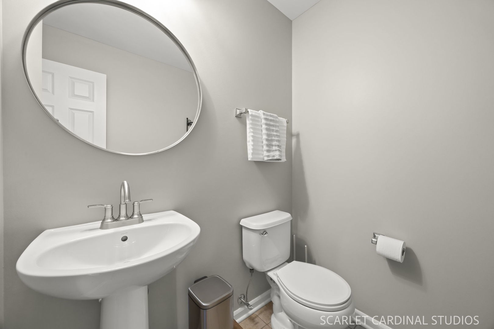 147 Linden Drive, Oswego, IL 60543