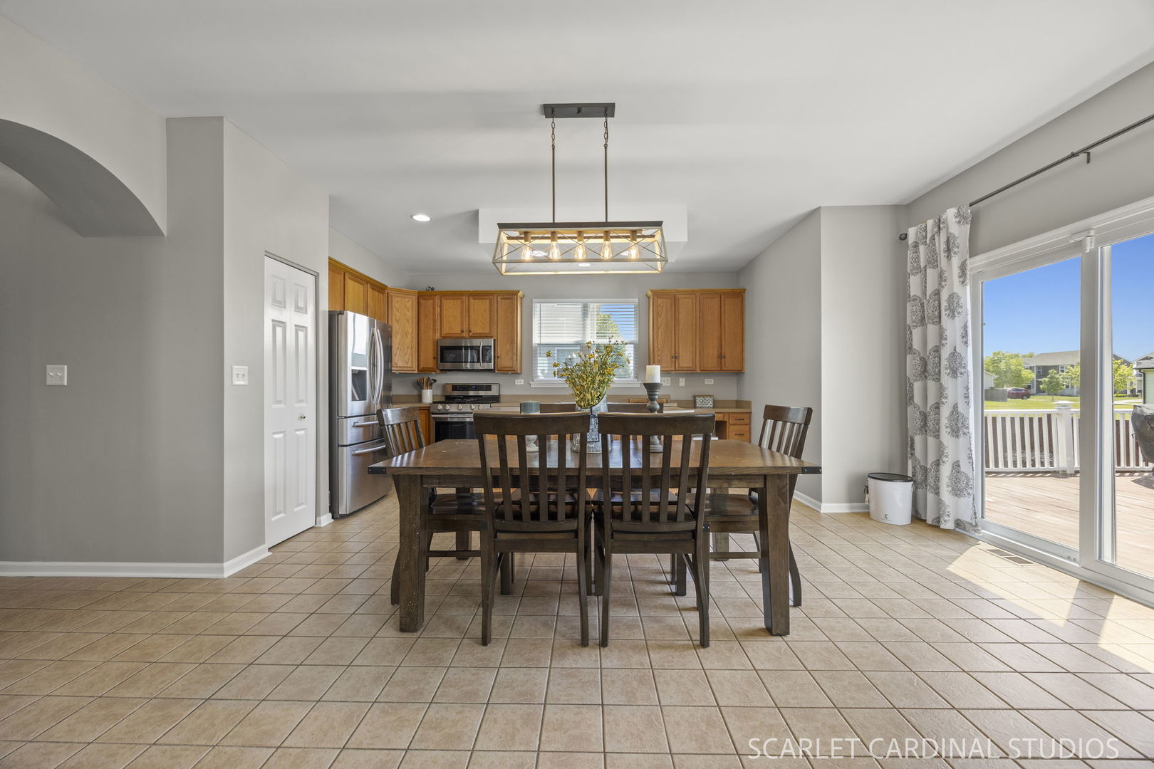 147 Linden Drive, Oswego, IL 60543