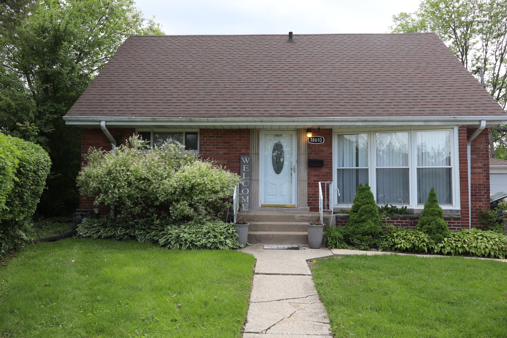 18610 Golfview Avenue, Homewood, IL 60430