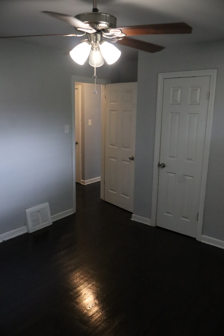 18610 Golfview Avenue, Homewood, IL 60430