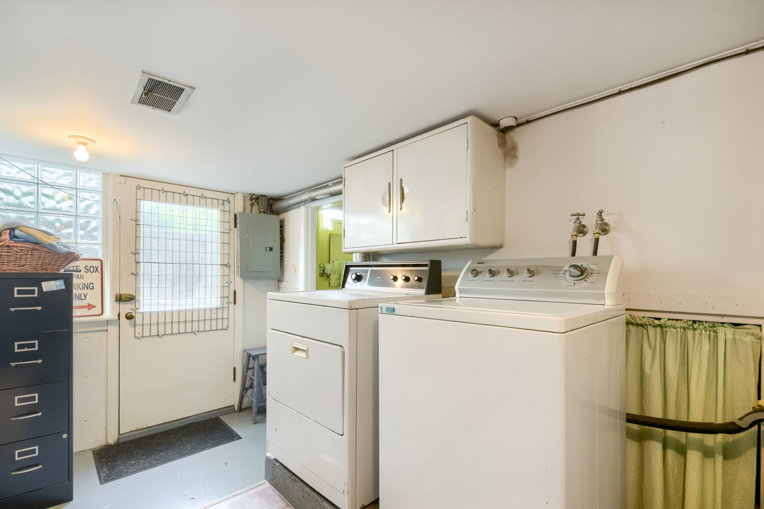 2152 S 107 Place, Chicago, IL 60643