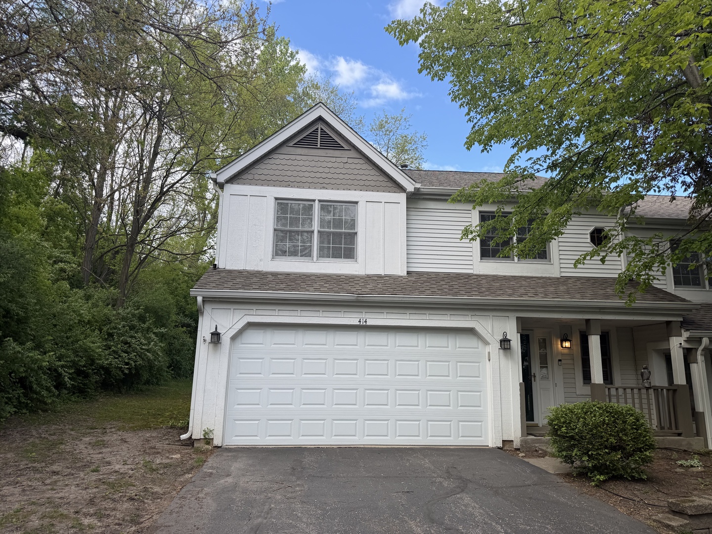 414 Spring Court, Carpentersville, IL 60110