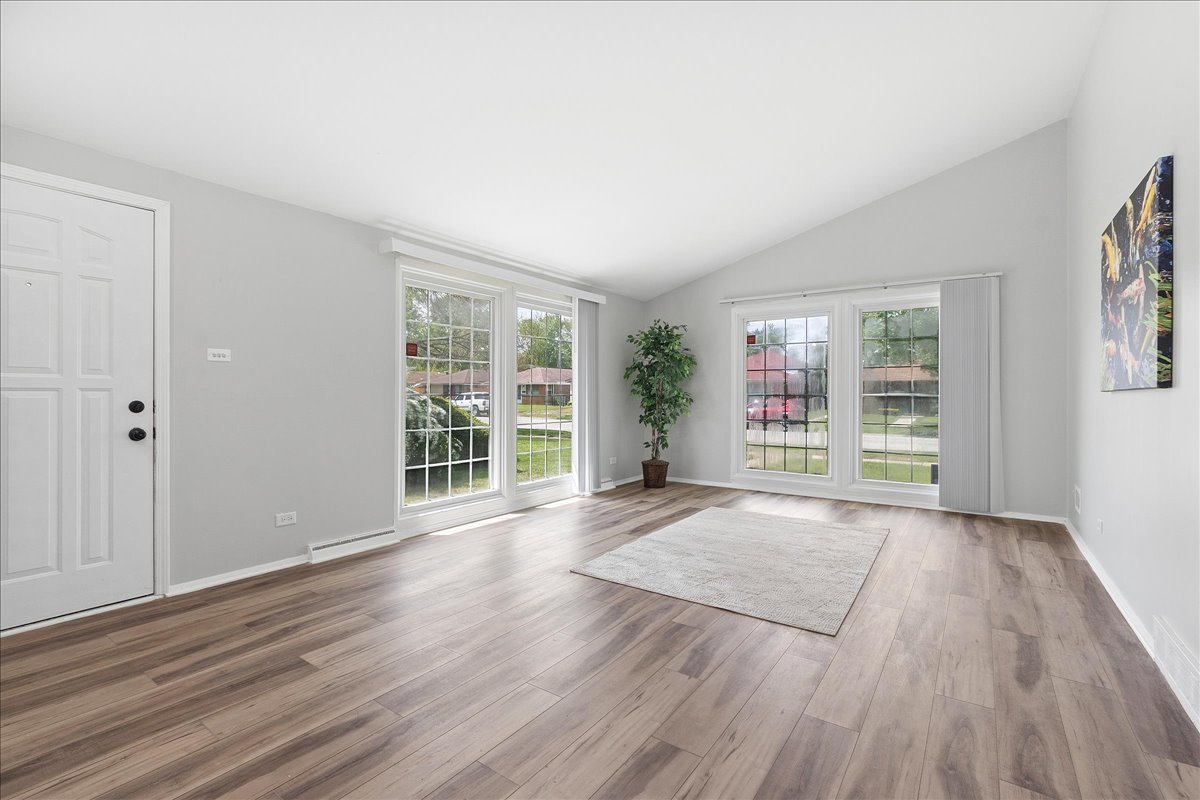 14713 Dante Avenue, Dolton, IL 60419