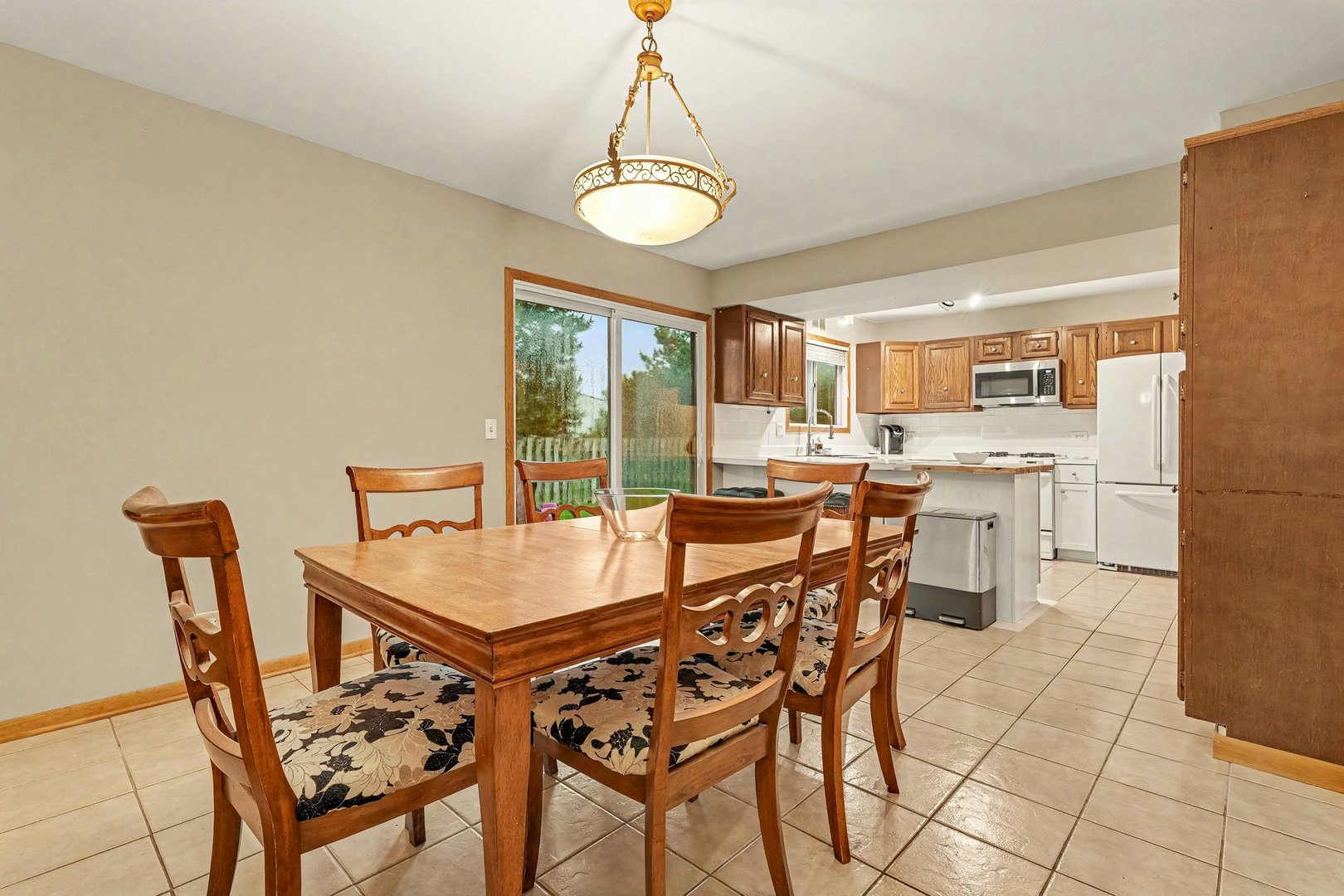 309 Thistle Drive, Bolingbrook, IL 60490