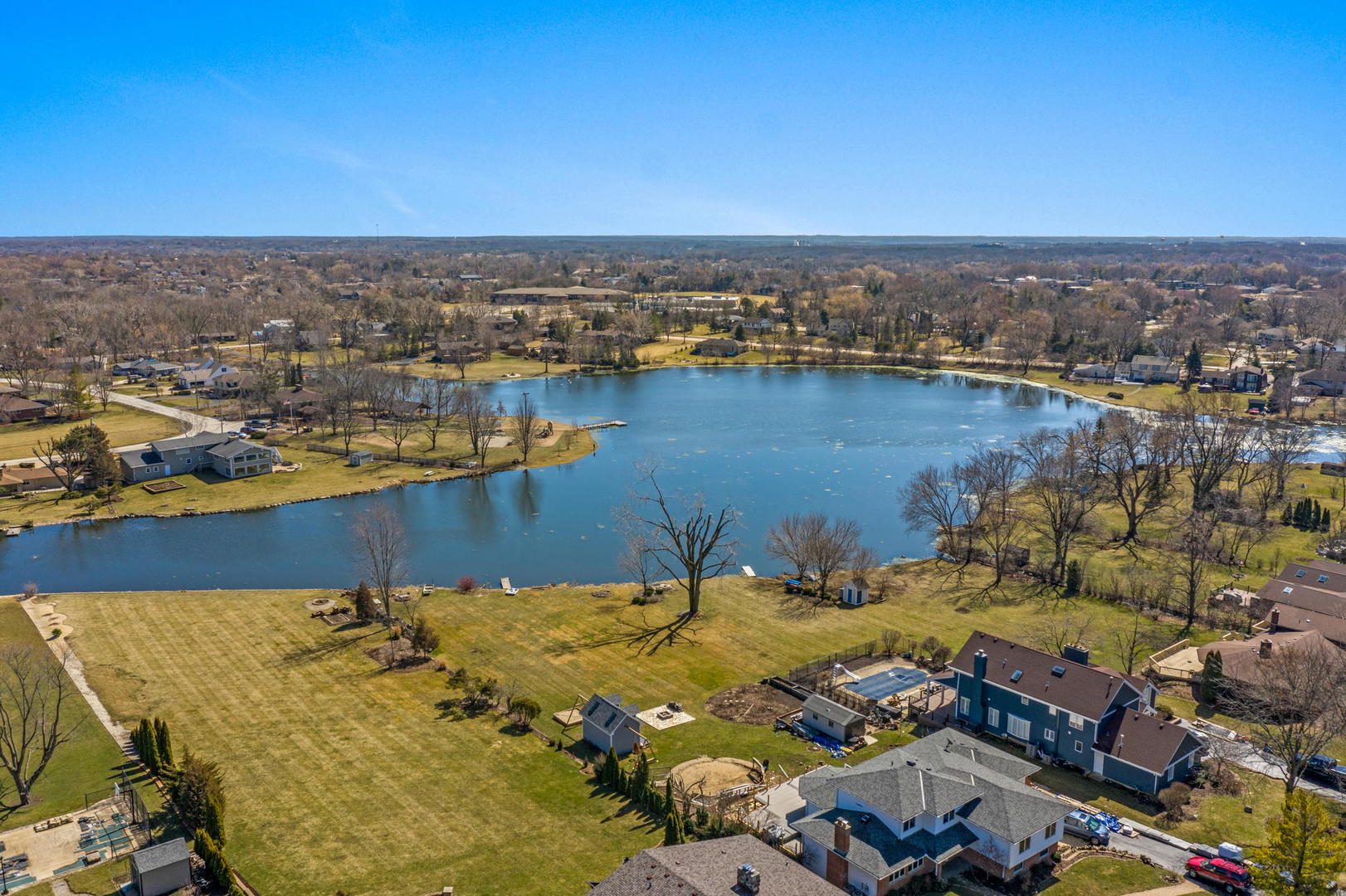 704 Plainfield Road, Downers Grove, IL 60516