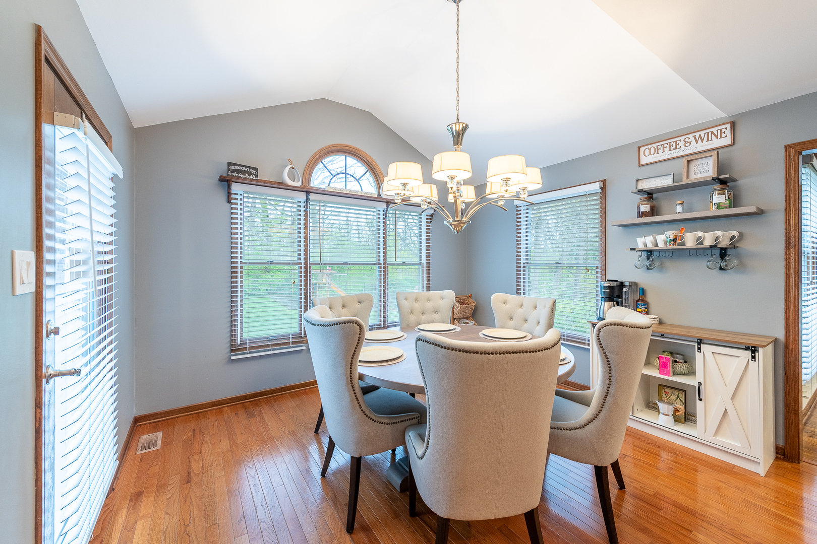 13421 W Oakwood Court, Homer Glen, IL 60491