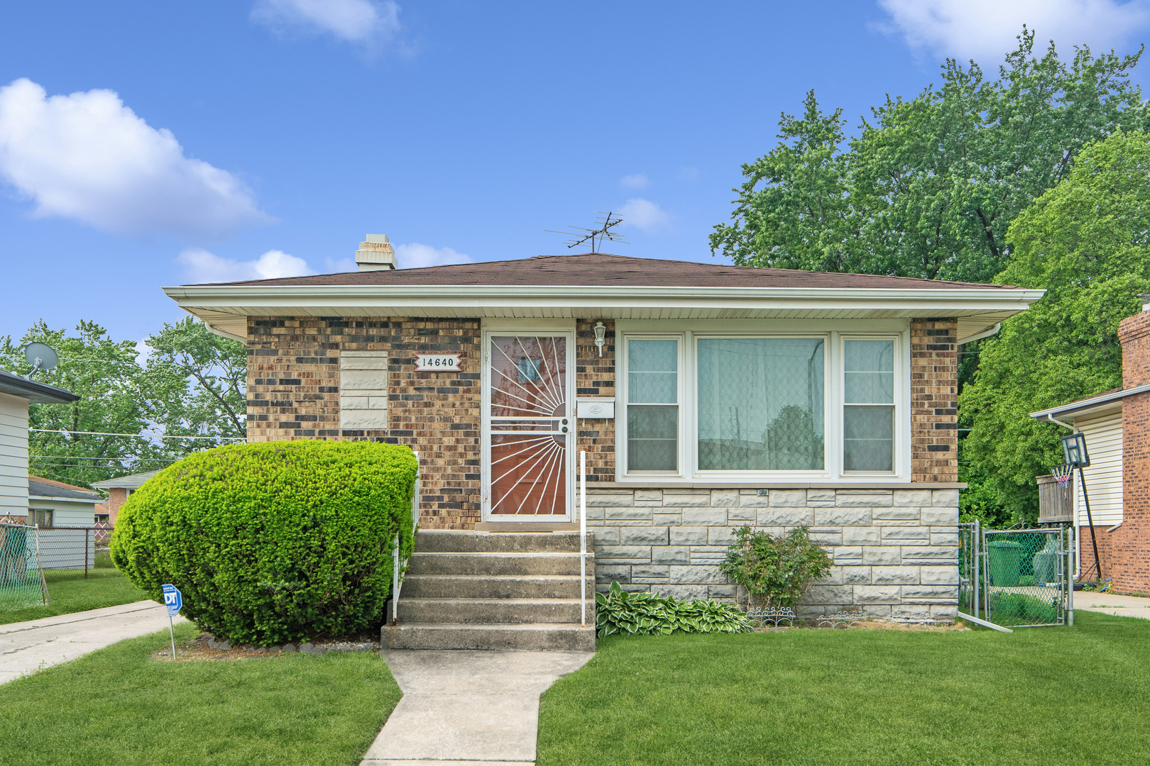 14640 MEMORIAL Drive, Dolton, IL 60419