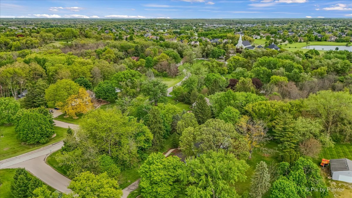 4N015 Trotter Lane, St. Charles, IL 60175